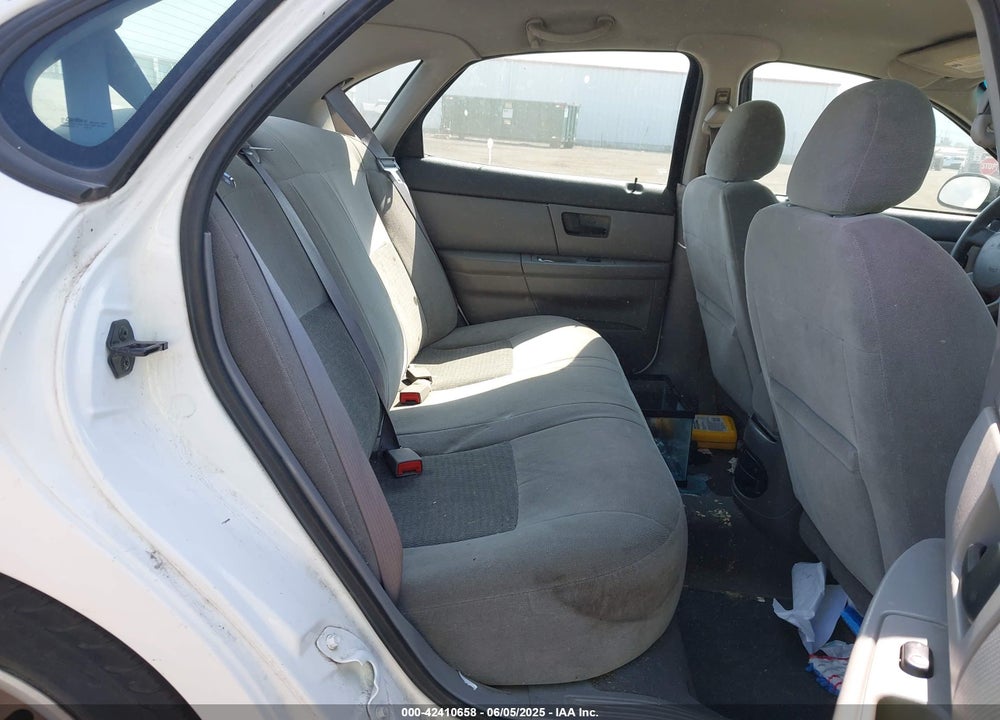 2007 FORD TAURUS SE VIN: 1FAFP53U57A193385
