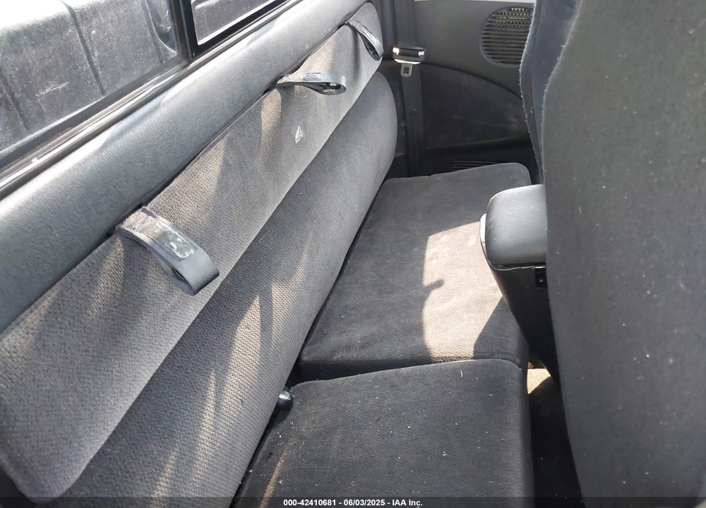 2002 DODGE DAKOTA VIN: 1B7GG12X22S709398