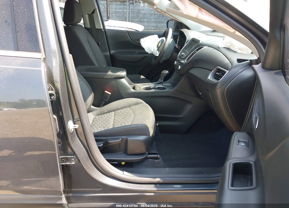 2019 CHEVROLET EQUINOX VIN: 2GNAXKEV5K6164894