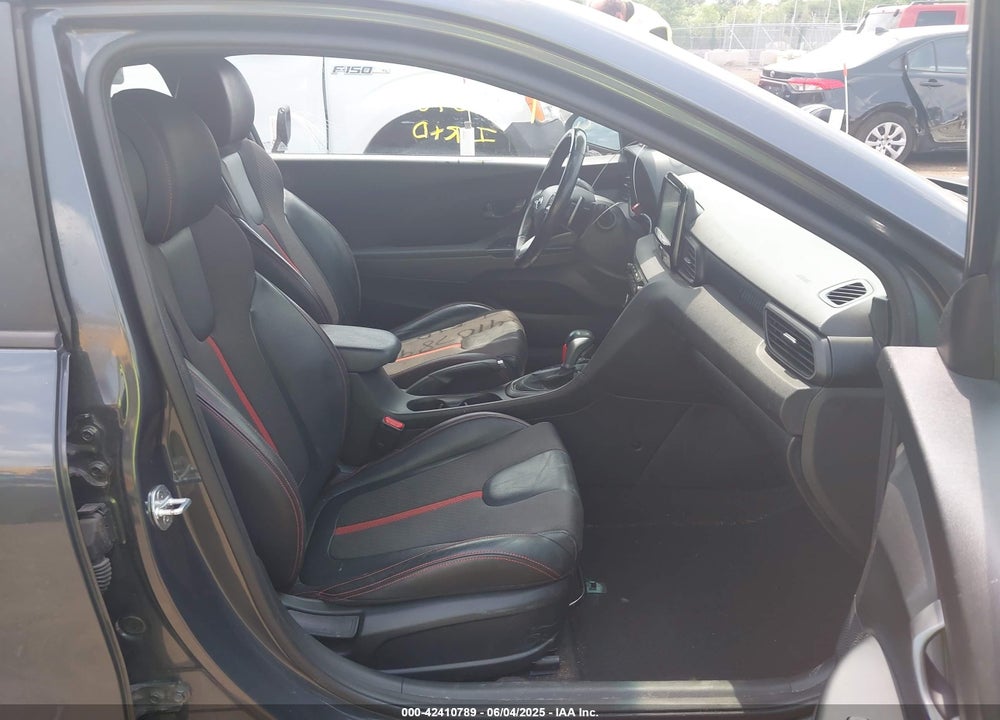 2019 HYUNDAI VELOSTER VIN: KMHTH6AB7KU009343