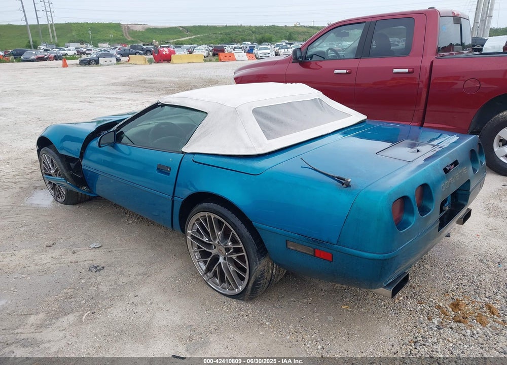 1993 CHEVROLET CORVETTE VIN: 1G1YY33P2P5105165