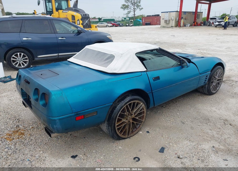 1993 CHEVROLET CORVETTE VIN: 1G1YY33P2P5105165