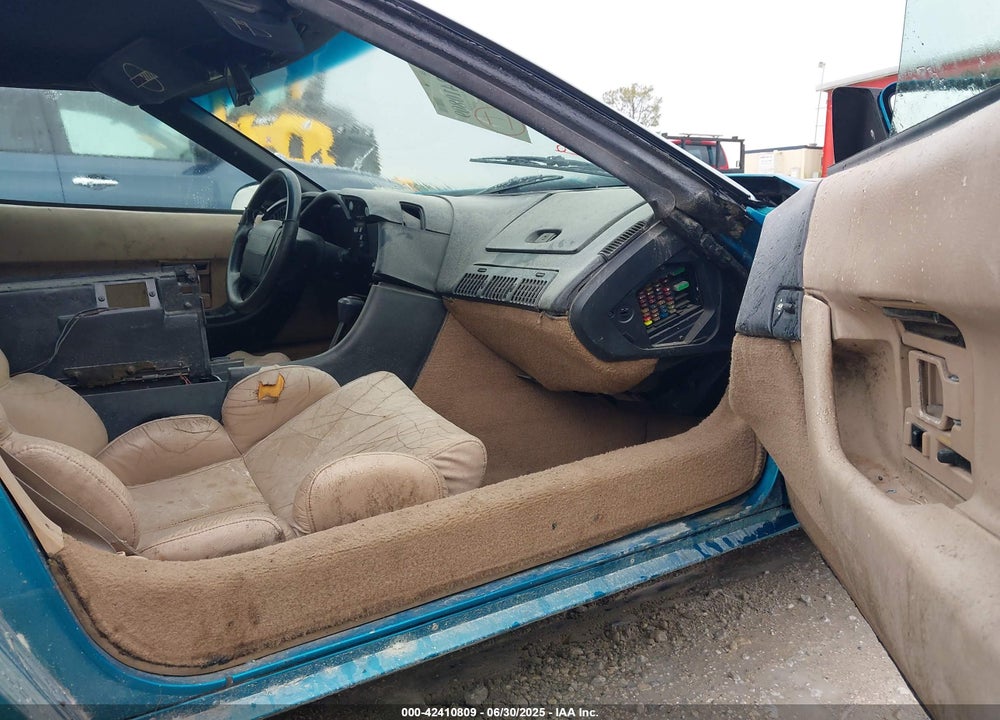 1993 CHEVROLET CORVETTE VIN: 1G1YY33P2P5105165