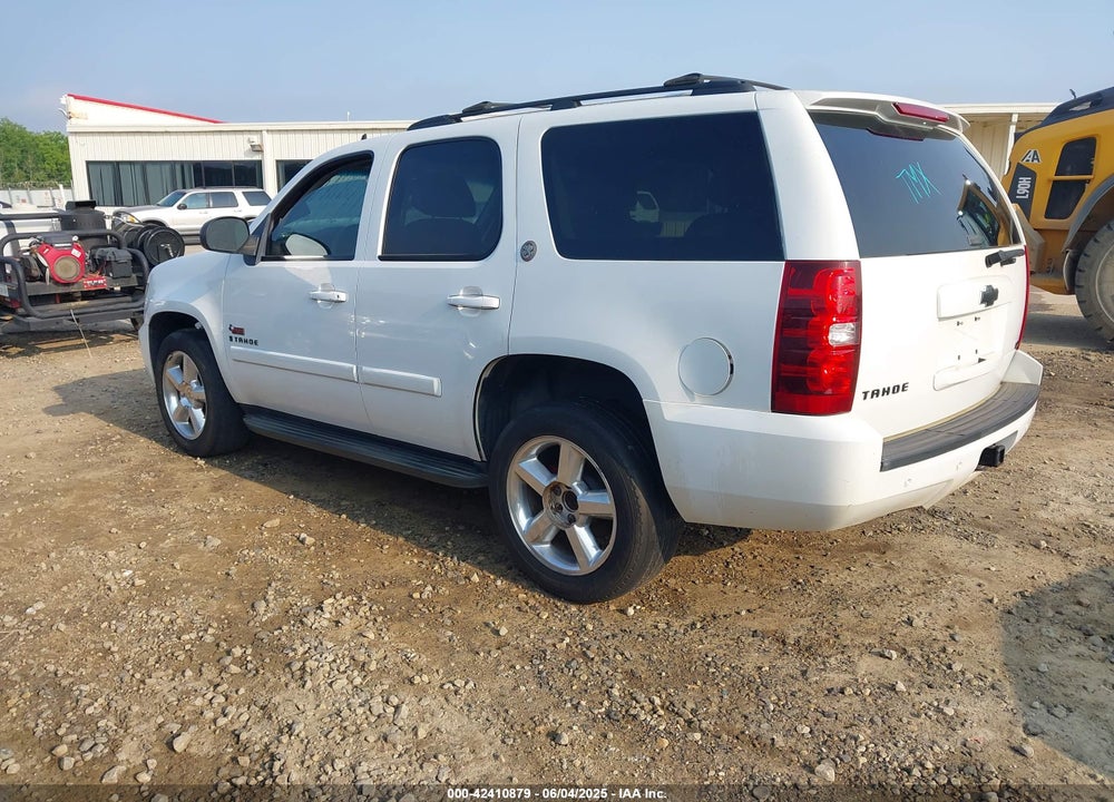 2008 CHEVROLET TAHOE LT VIN: 1GNFC13068R119950