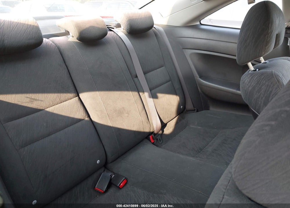 2008 HONDA CIVIC VIN: 2HGFG12848H565522