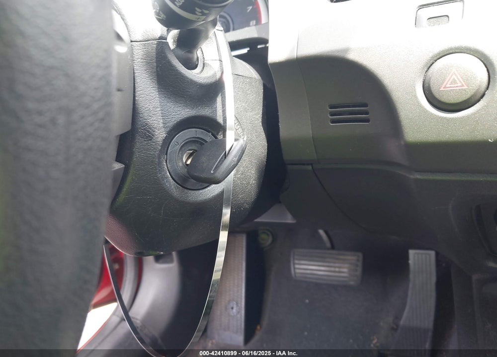 2008 HONDA CIVIC VIN: 2HGFG12848H565522