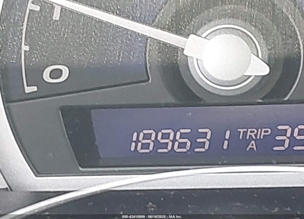 2008 HONDA CIVIC VIN: 2HGFG12848H565522