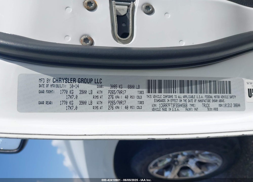 2015 RAM 1500 TRADESMAN VIN: 1C6RR7FT3FS504568