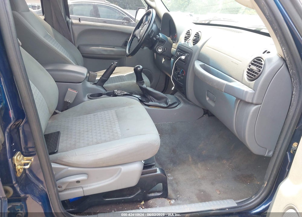 2007 JEEP LIBERTY SPORT VIN: 1J4GK48KX7W510475