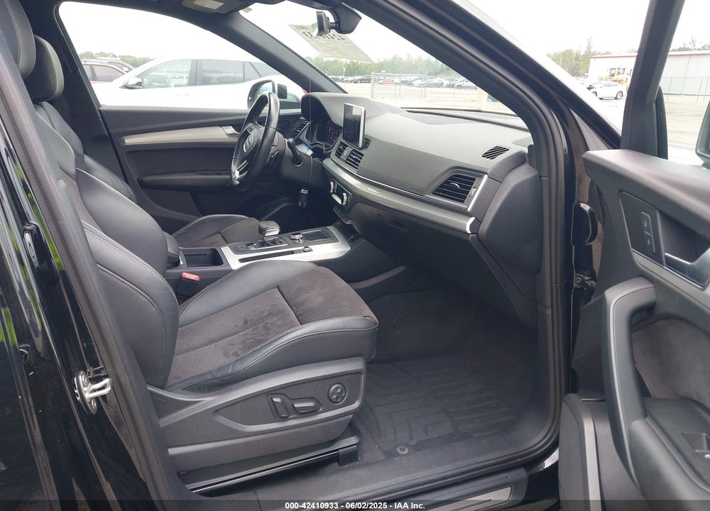 2018 AUDI SQ5 3.0T PREMIUM PLUS VIN: WA1A4AFY6J2009085