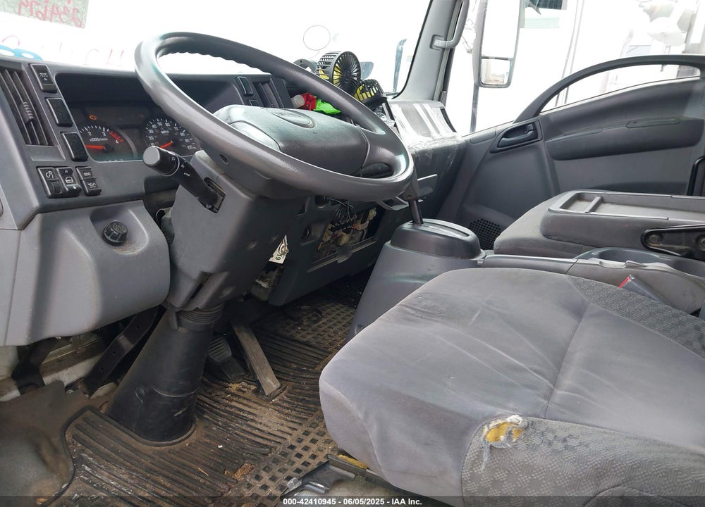 2010 ISUZU NPR HD DSL REG VIN: JALC4W164A7000551