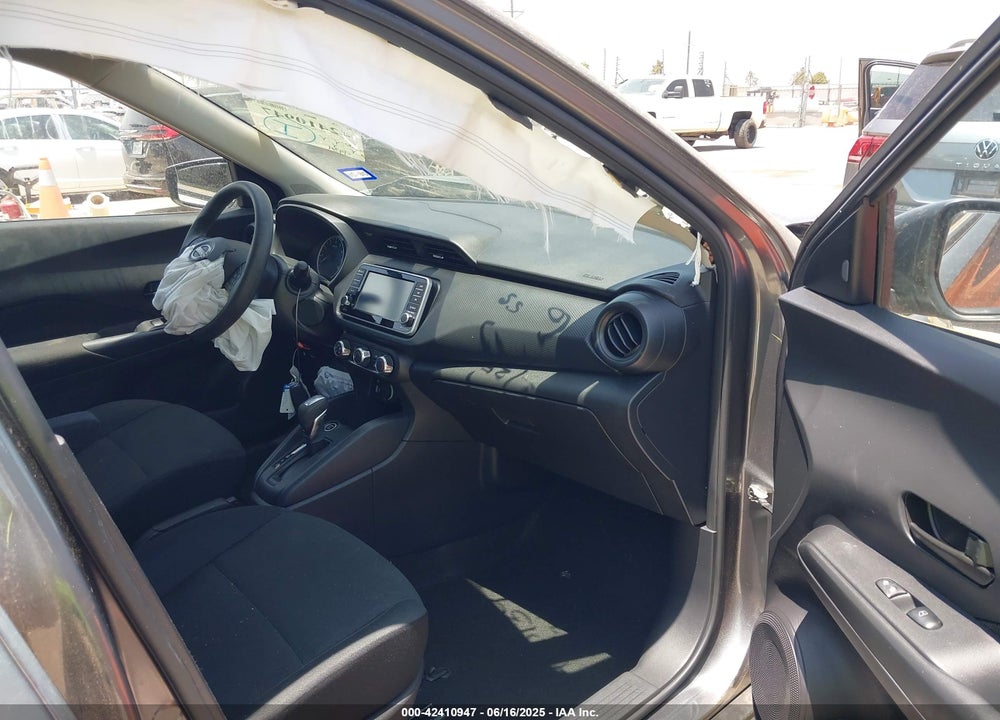 2024 NISSAN KICKS S XTRONIC CVT VIN: 3N1CP5BV3RL558717