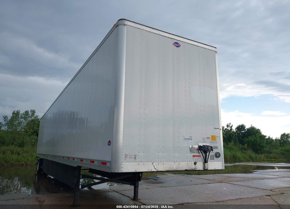 2023 UTILITY TRAILER MFG UNKNOWN VIN: 1UYVS253XP7913902