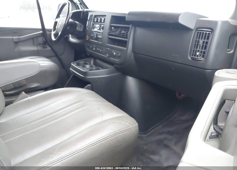 2019 CHEVROLET EXPRESS 2500 WORK VAN VIN: 1GCWGAFP7K1229420