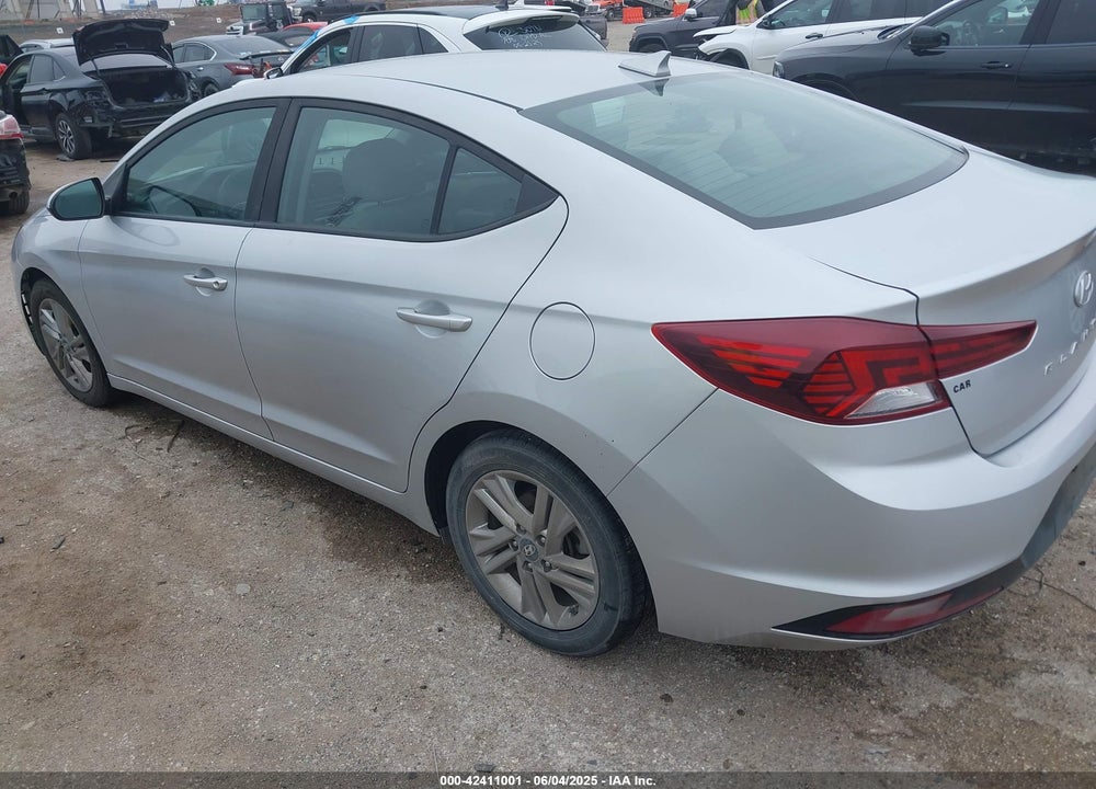 2019 HYUNDAI ELANTRA VIN: KMHD84LFXKU769288