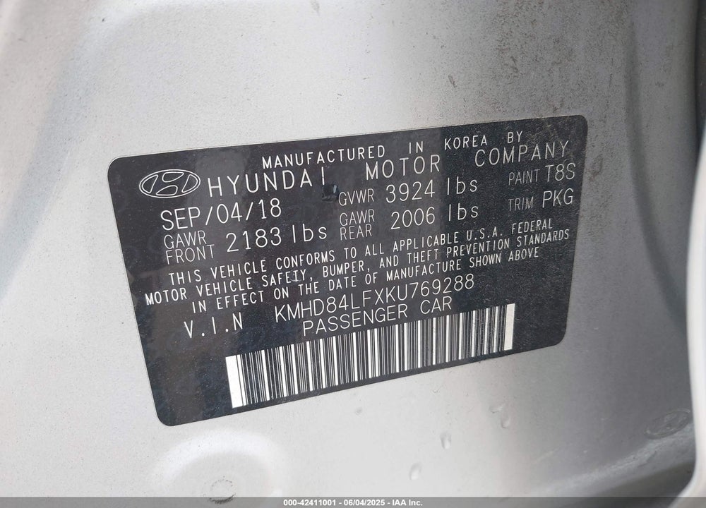 2019 HYUNDAI ELANTRA VIN: KMHD84LFXKU769288