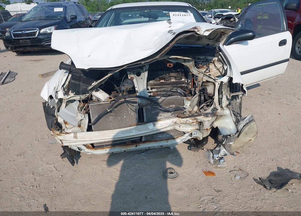 1999 HONDA CIVIC DX VIN: 1HGEJ6227XL010037