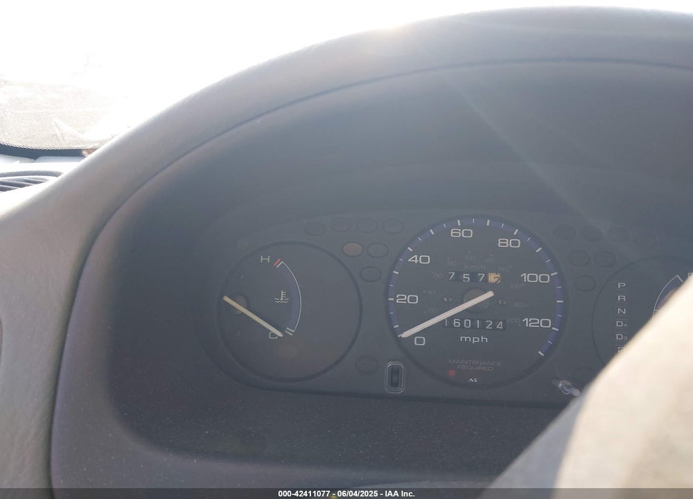 1999 HONDA CIVIC DX VIN: 1HGEJ6227XL010037