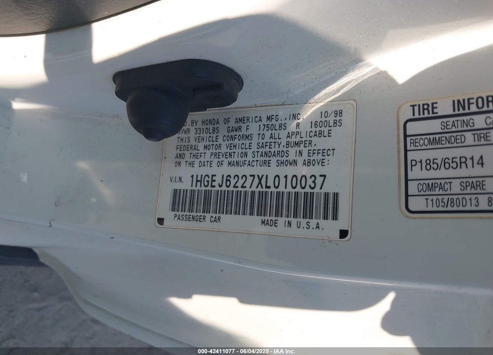 1999 HONDA CIVIC DX VIN: 1HGEJ6227XL010037