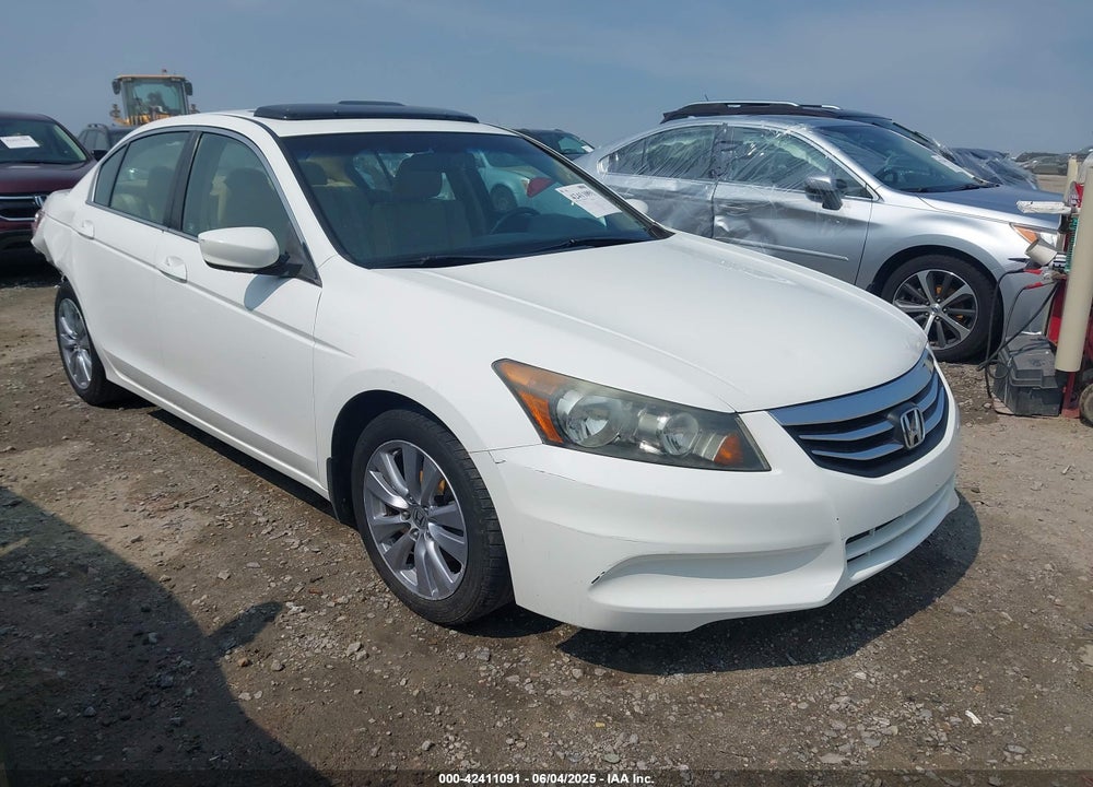 2011 HONDA ACCORD 2.4 EX-L VIN: 1HGCP2F80BA057685