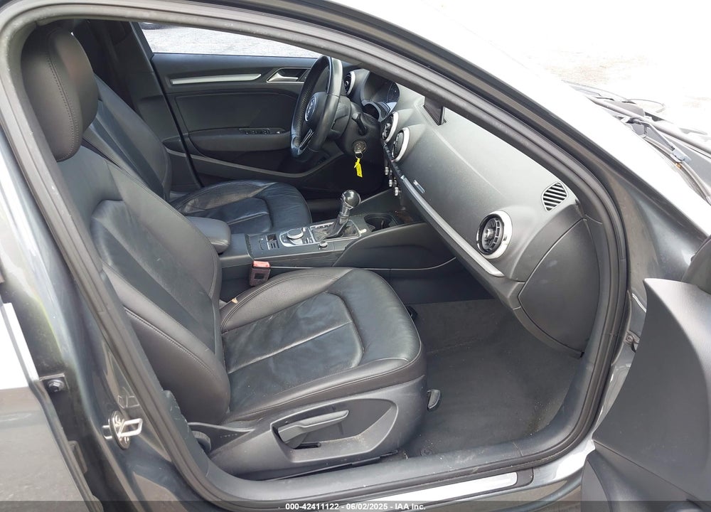 2018 AUDI A3 VIN: WAUAUGFF4J1004798