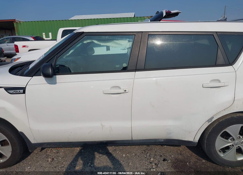 2015 KIA SOUL VIN: KNDJN2A28F7138516