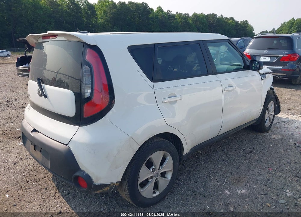 2015 KIA SOUL VIN: KNDJN2A28F7138516
