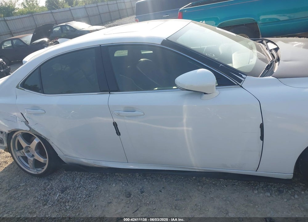 2014 LEXUS IS VIN: JTHCF1D23E5015601