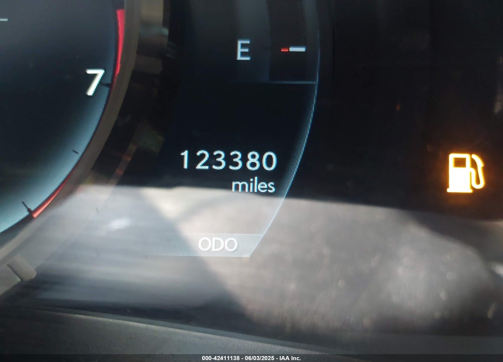 2014 LEXUS IS VIN: JTHCF1D23E5015601