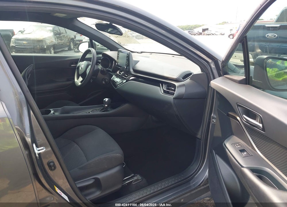 2019 TOYOTA C-HR VIN: NMTKHMBX9KR078181
