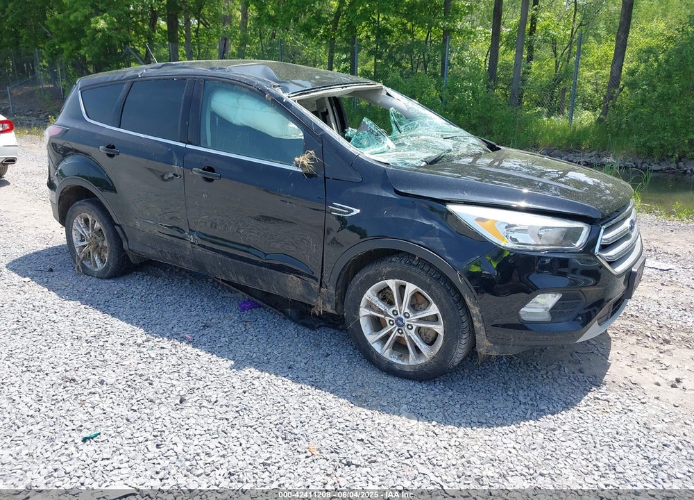 2017 FORD ESCAPE SE VIN: 1FMCU9G90HUB04837