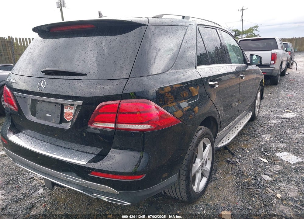 2017 MERCEDES-BENZ GLE CLASS VIN: 4JGDA5JB8HA946330