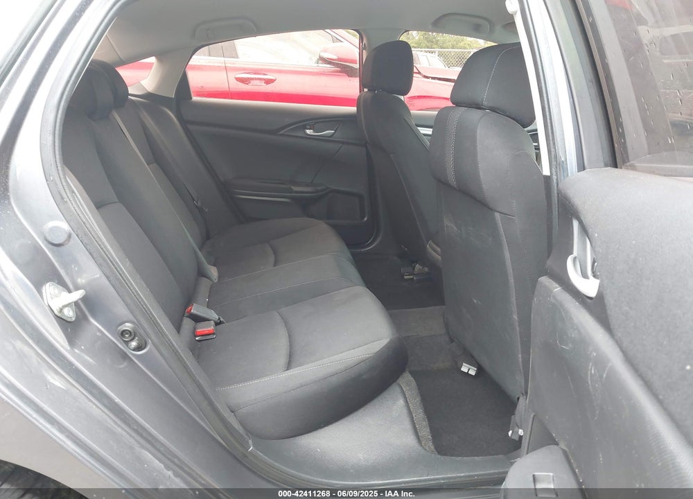 2018 HONDA CIVIC LX VIN: 19XFC2F52JE022591