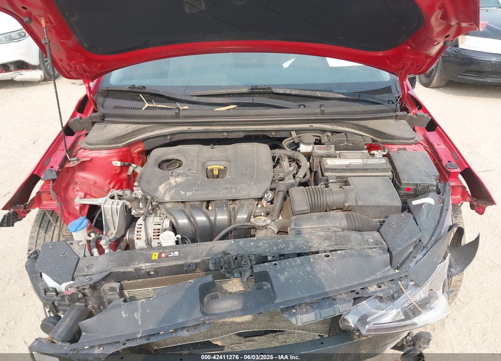 2020 HYUNDAI ELANTRA VIN: 5NPD84LF7LH567833