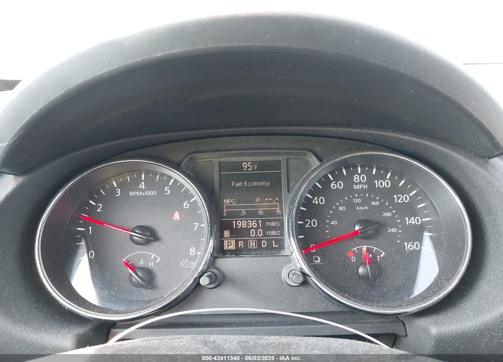 2013 NISSAN ROGUE S VIN: JN8AS5MV1DW654515