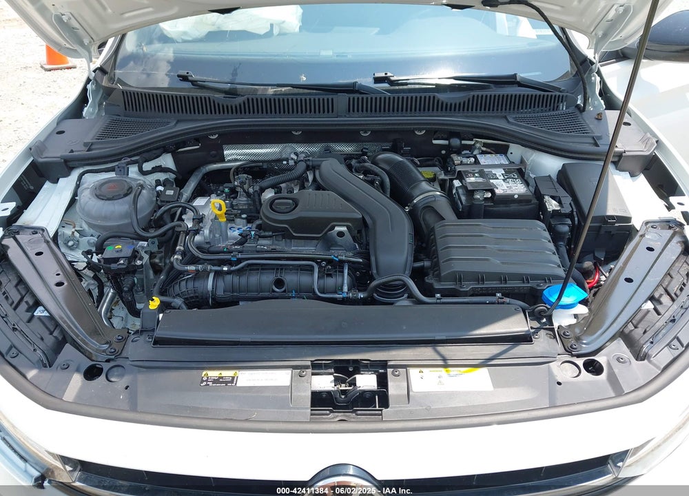 2025 VOLKSWAGEN JETTA VIN: 3VWBX7BU9SM067786