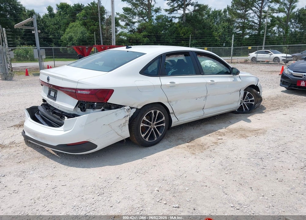2025 VOLKSWAGEN JETTA VIN: 3VWBX7BU9SM067786