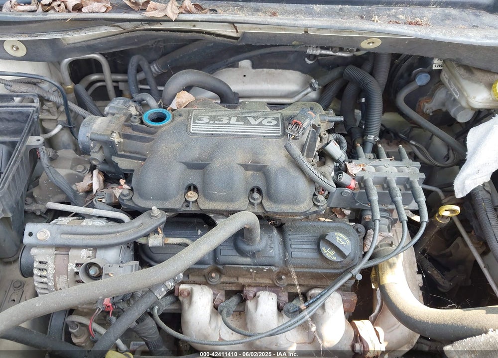2008 CHRYSLER TOWN & COUNTRY LX VIN: 2A8HR44H68R748665