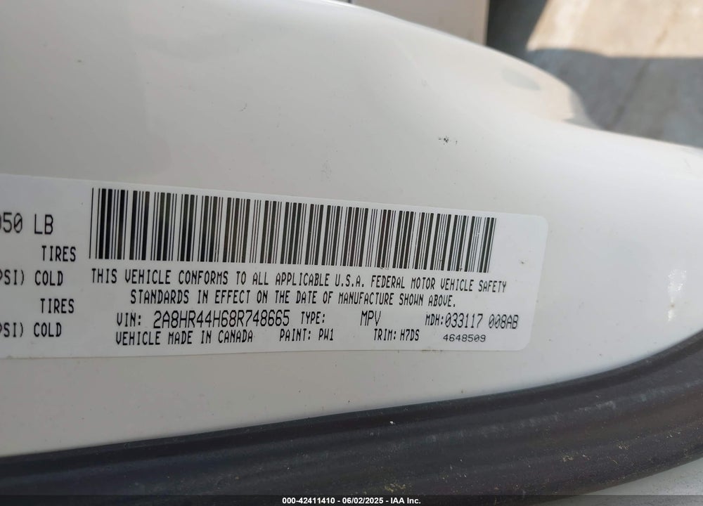 2008 CHRYSLER TOWN & COUNTRY LX VIN: 2A8HR44H68R748665