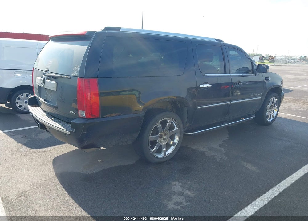 2007 CADILLAC ESCALADE ESV STANDARD VIN: 1GYFK66837R207437