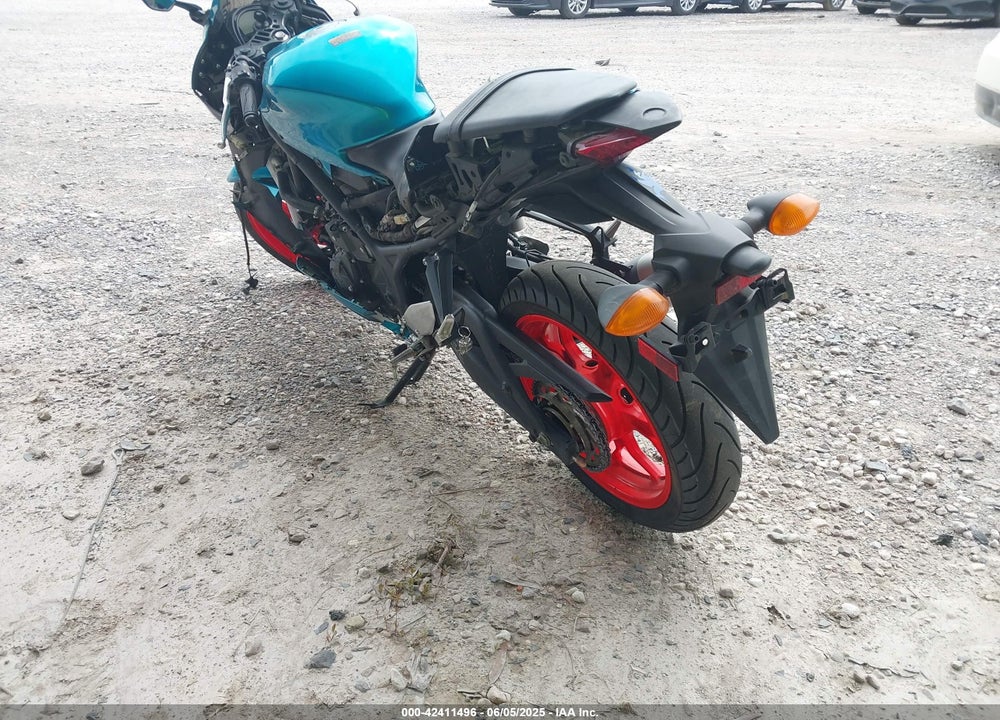 2021 YAMAHA YZFR3 A VIN: MH3RH18Y9MK006746