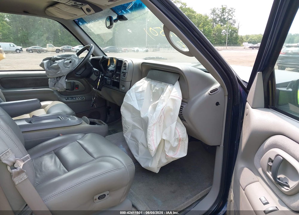 1997 CHEVROLET TAHOE LS VIN: 1GNEK13R8VJ437236