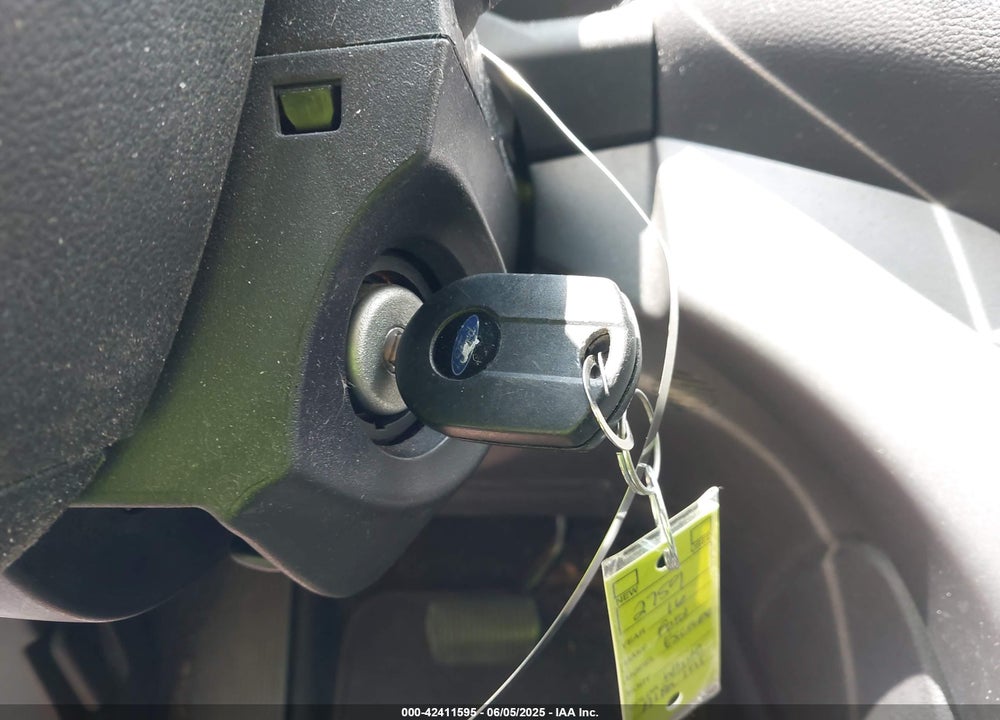 2016 FORD ESCAPE VIN: 1FMCU0F70GUB15685