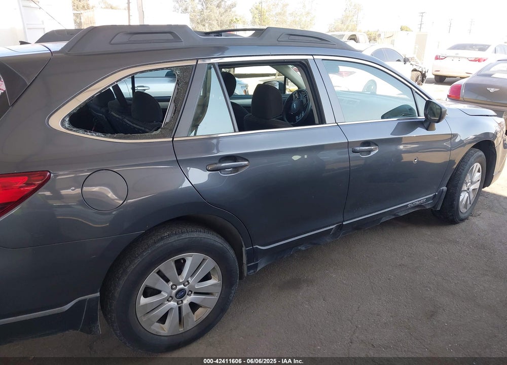 2018 SUBARU OUTBACK VIN: 4S4BSAAC8J3221892