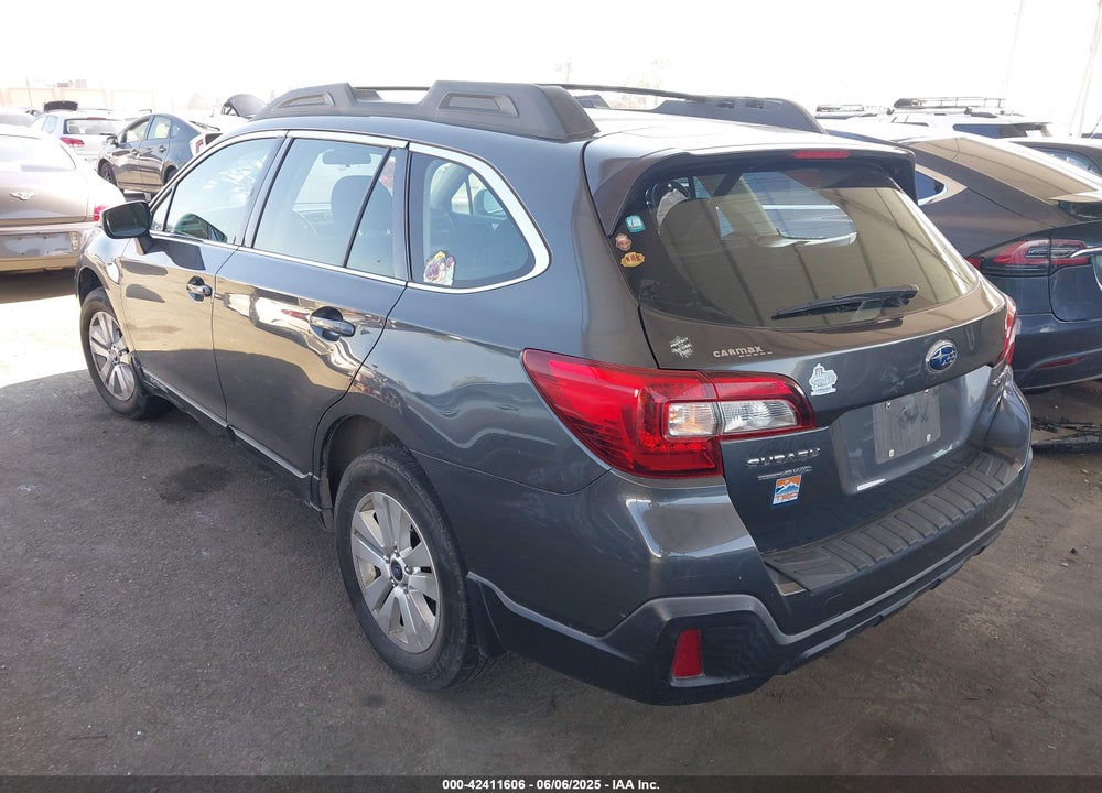2018 SUBARU OUTBACK VIN: 4S4BSAAC8J3221892