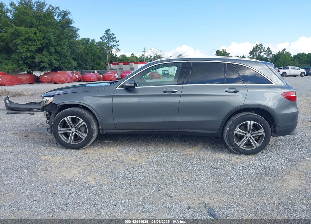 2017 MERCEDES-BENZ GLC 300 VIN: WDC0G4JBXHF136903