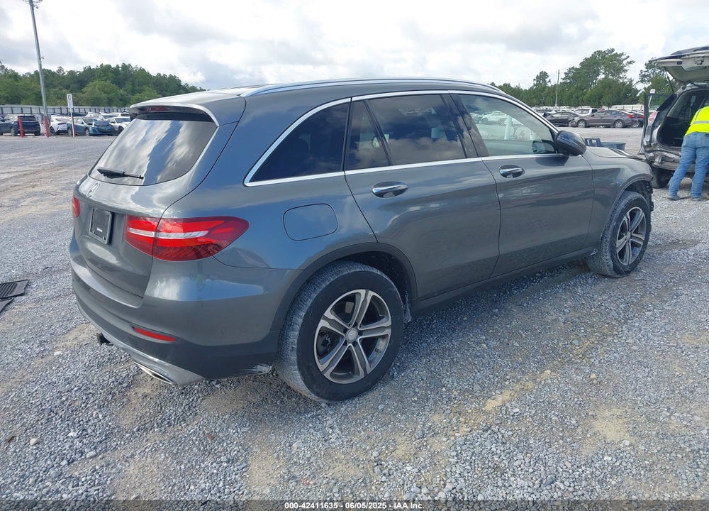 2017 MERCEDES-BENZ GLC 300 VIN: WDC0G4JBXHF136903