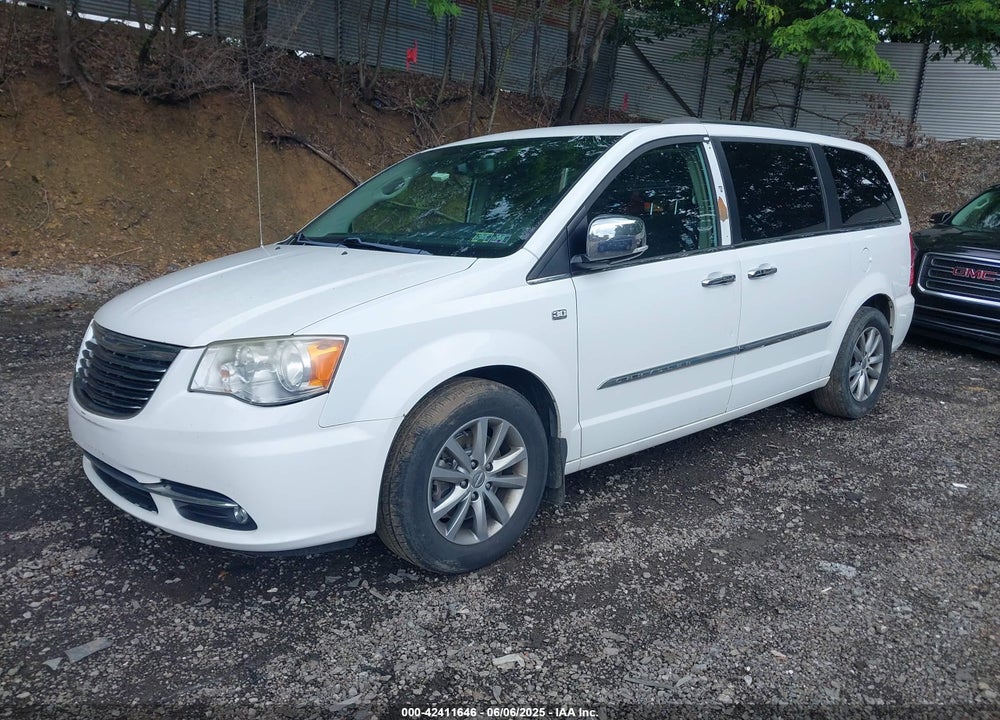 2014 CHRYSLER TOWN & COUNTRY VIN: 2C4RC1CG9ER425968