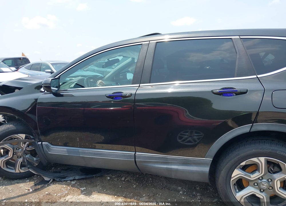 2017 HONDA CR-V VIN: 2HKRW2H88HH656280