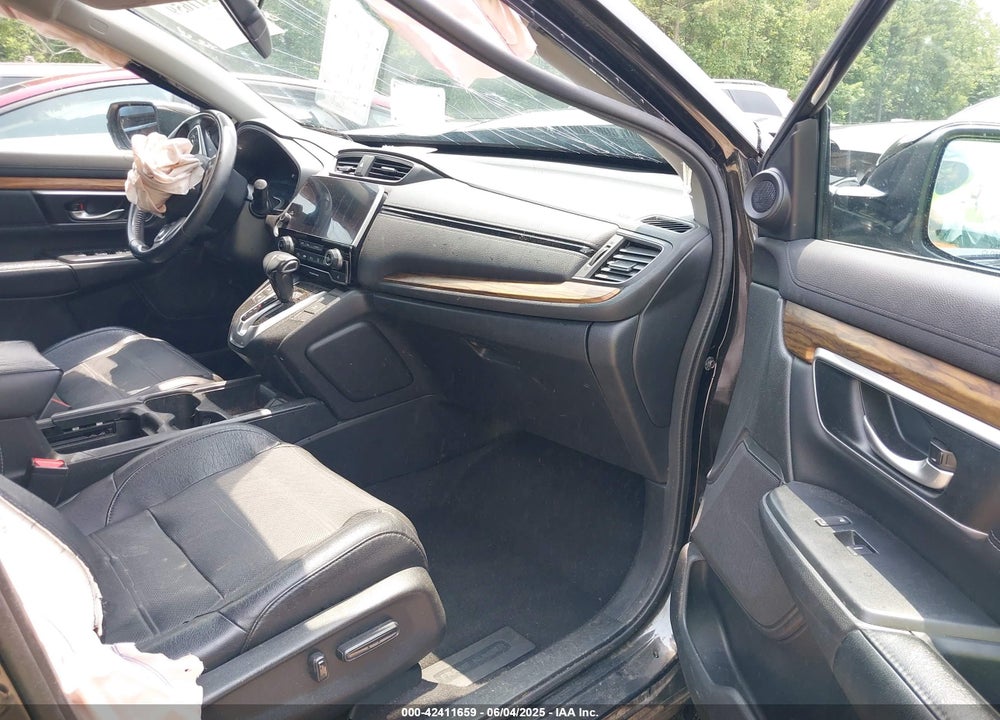 2017 HONDA CR-V VIN: 2HKRW2H88HH656280